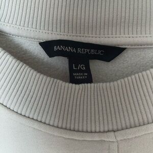 Love this sweatshirt.